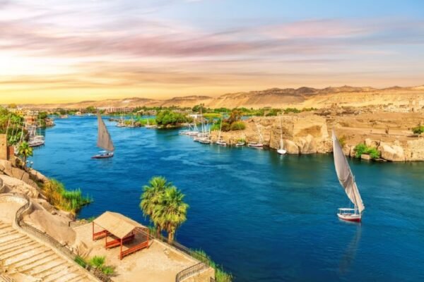 Luxury Tour Nile Cruise: 9 Days in Cairo, Giza, Aswan, Luxor & Marsa Alam
