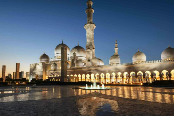 Hoota Cave, Nizwa Fort, and Mountain Landscapes: Hoota Cave and Nizwa Tour from Muscat