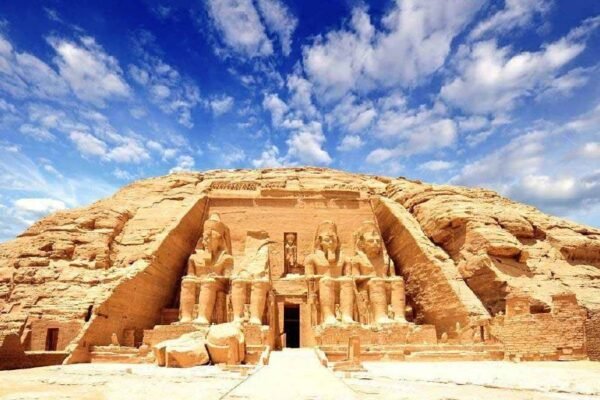 Luxor Aswan Abu Simbel Tour: Philae, High Dam and Ramses II Temples